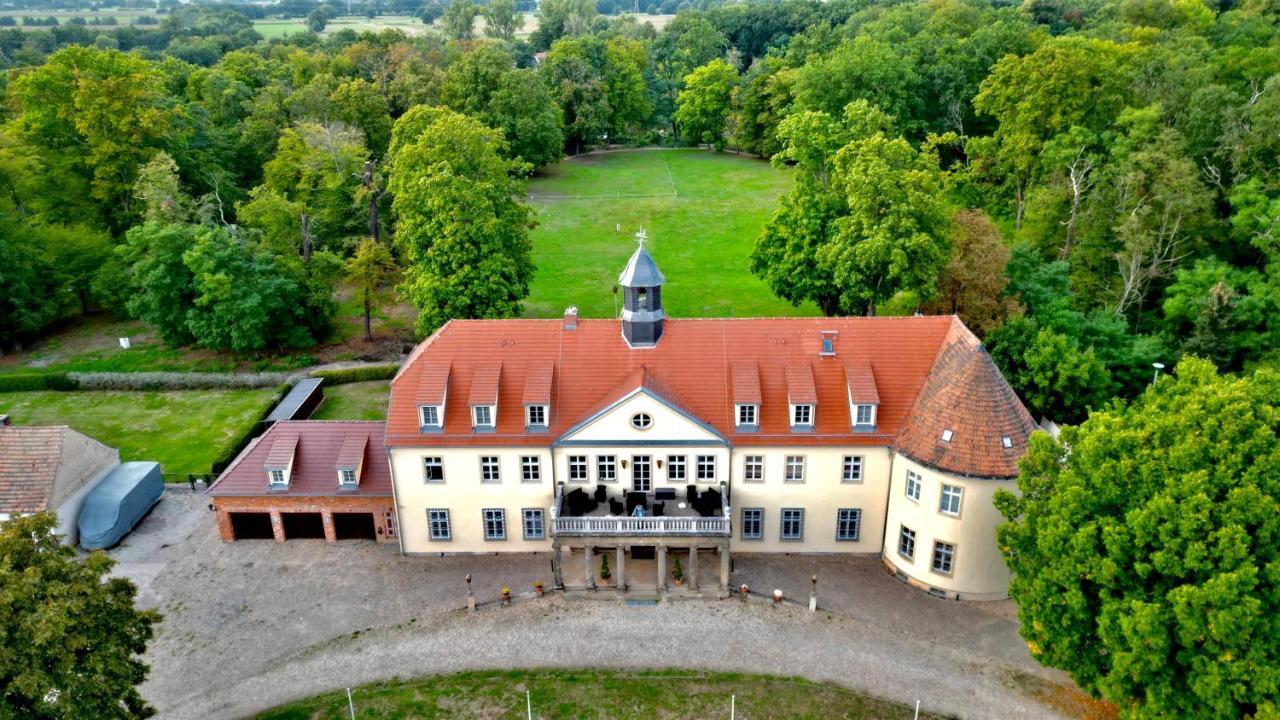 Hotel Garni Schloss Grochwitz 黑尔茨贝格 外观 照片