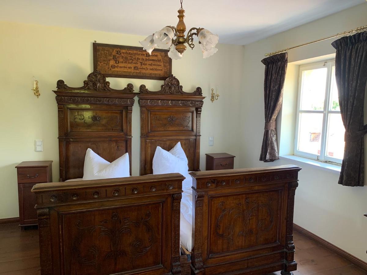 Hotel Garni Schloss Grochwitz 黑尔茨贝格 外观 照片